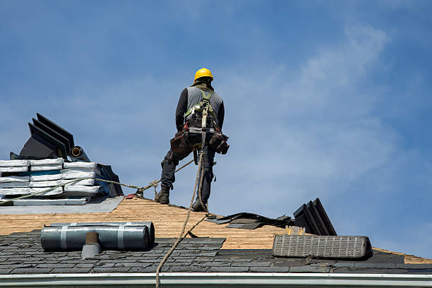 Professional Gutter Installation technician working in Grantsdale, MT